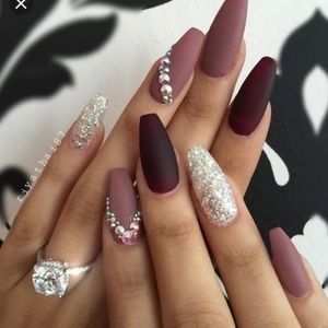 Meet your Posher, Alma